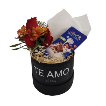 Box Floral - Te amo com chocolate Lindt